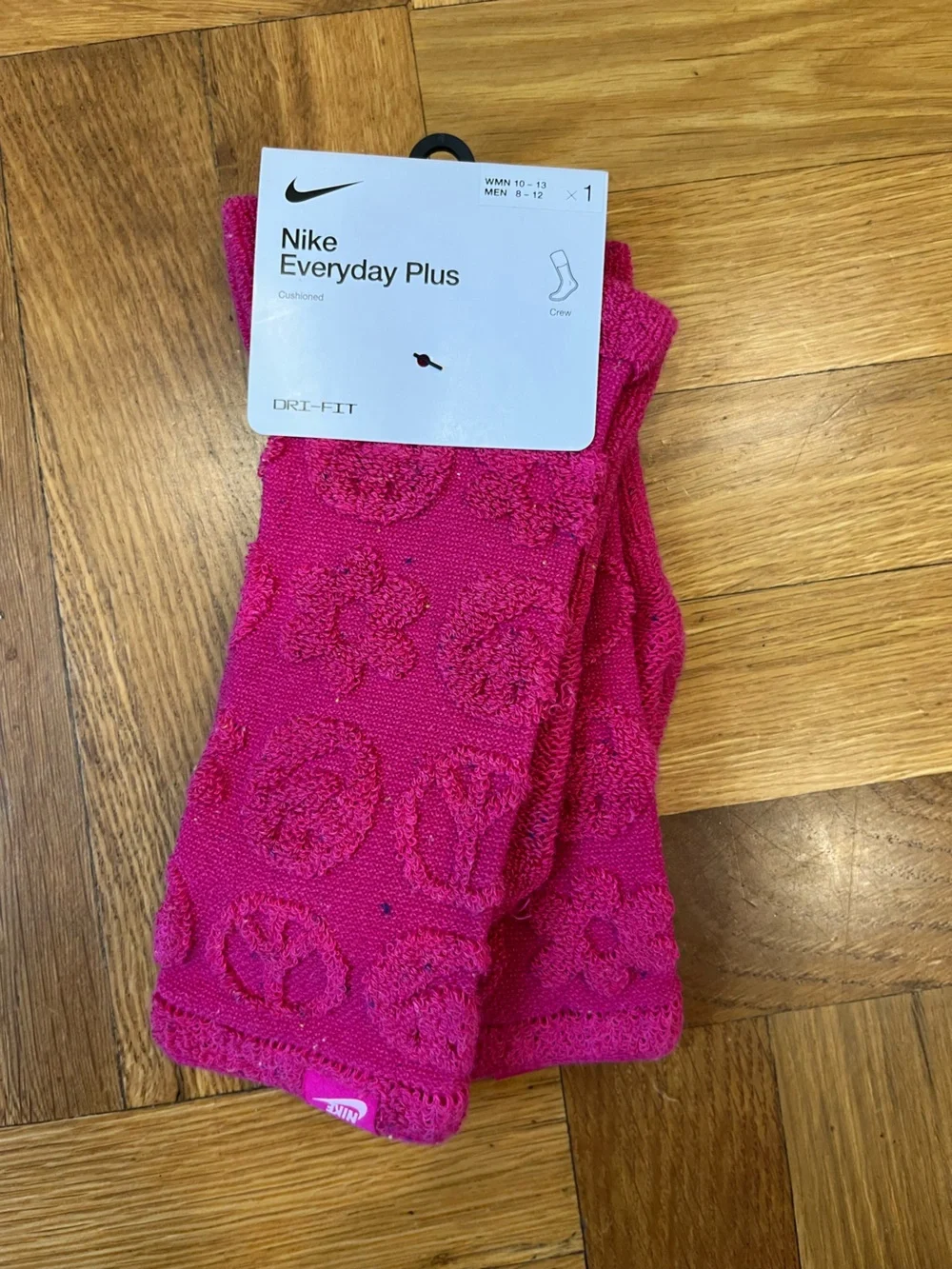 Nike Crew Socks in Hot Pink